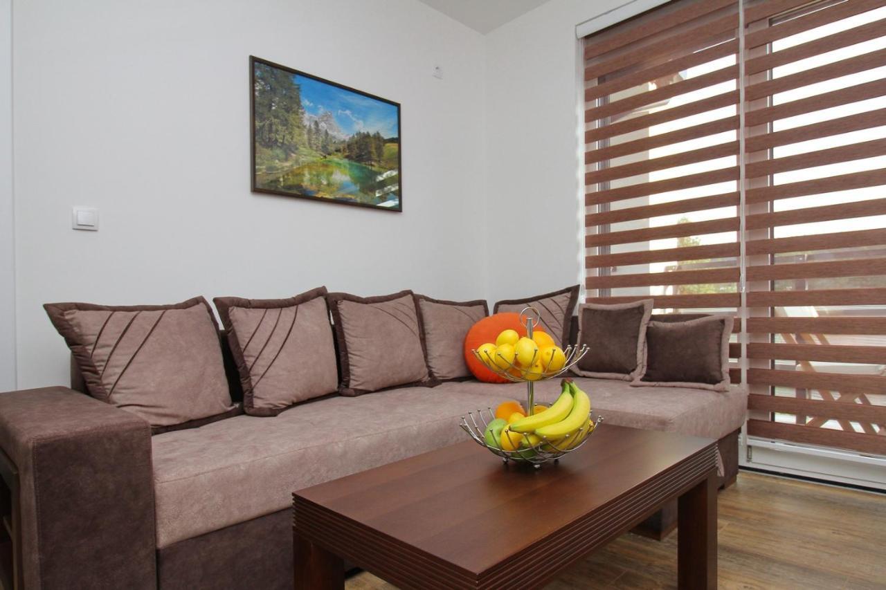 Almi Lux Apartman 兹拉蒂博尔 外观 照片