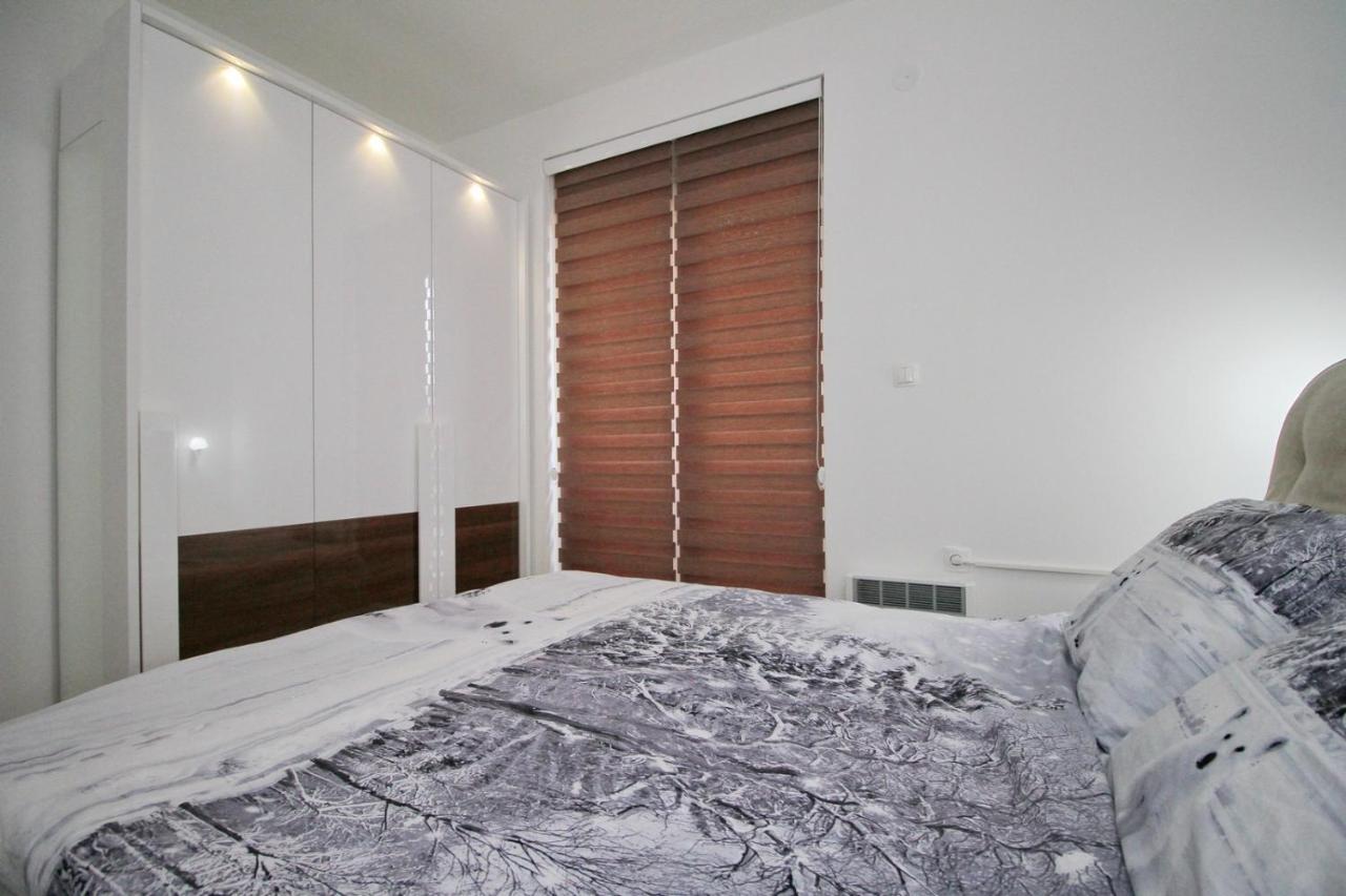 Almi Lux Apartman 兹拉蒂博尔 外观 照片