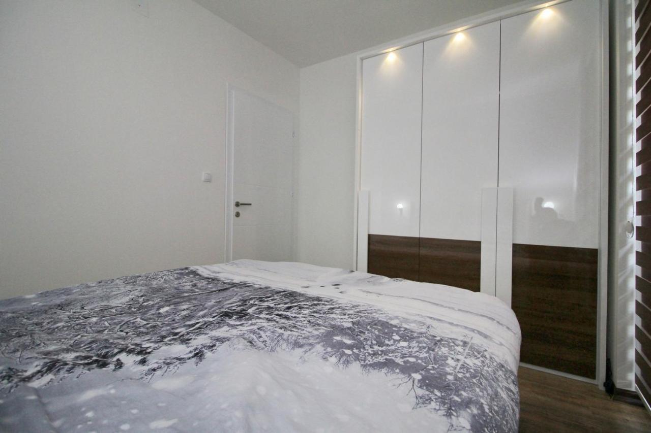 Almi Lux Apartman 兹拉蒂博尔 外观 照片