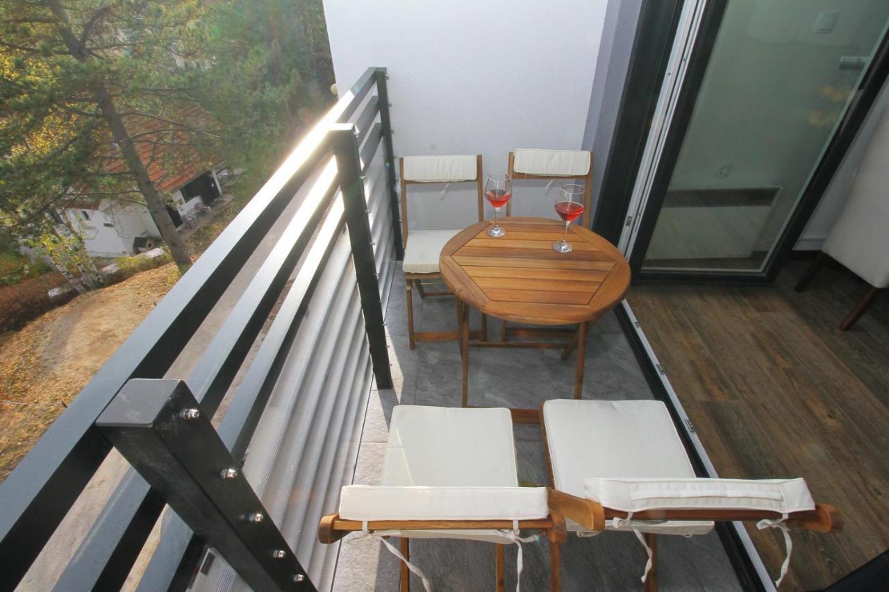 Almi Lux Apartman 兹拉蒂博尔 外观 照片